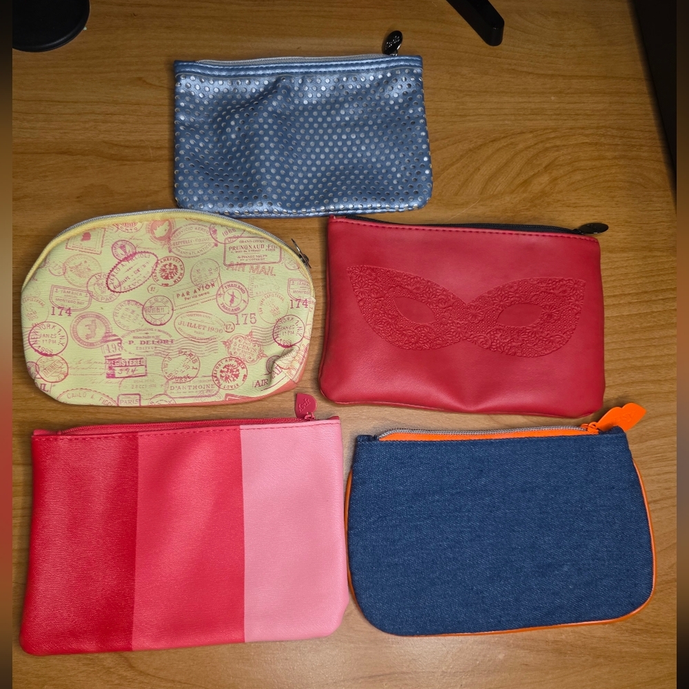 Ipsy Makeup Bags A Set Of 5